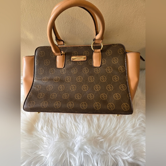 Adrienne Vittadini Studio The Signature Collection Satchel Double Handle Handbag - Picture 2 of 16